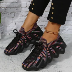 Elastic Lace-up Knit Breathable Sneaker