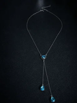 Heart Shaped Rhinestone Pendant Necklace