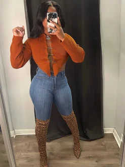 Long Sleeve Knit Pin Chain Crop Top