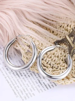 Minimalist Geometric Circle Earings