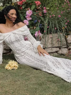 Off Shoulder Lace Maxi Dress