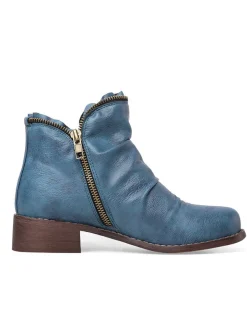 Plus Size Chelsea Side Zipper Ankle Boots