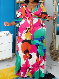 Plus Size Floral Print Dress with Pockets