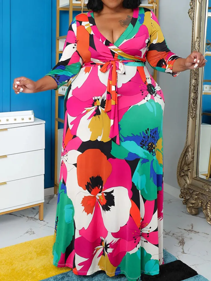 Plus Size Floral Print Dress with Pockets