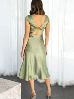 Satin Sleeveless Blackless Midi Dress