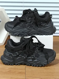 Thick Sole Breathable Mesh Lace-Up Sneakers