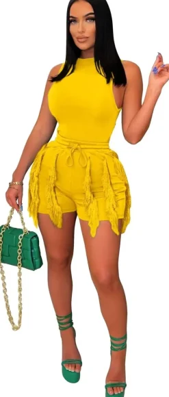 Two Piece Sleeveless Crop Top Tassel Shorts