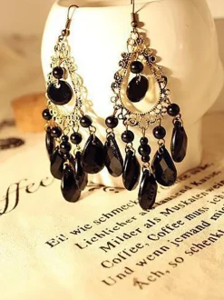 Vintage Baroque Hollow Out Drop Earring